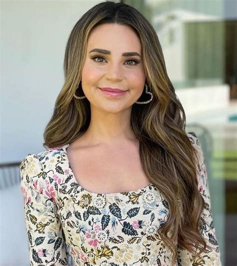 Rosanna Pansino Height, Weight, Age, Net Worth,。